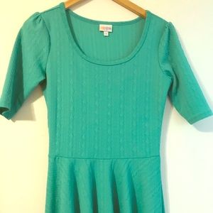 Small Lularoe Nicole Dress